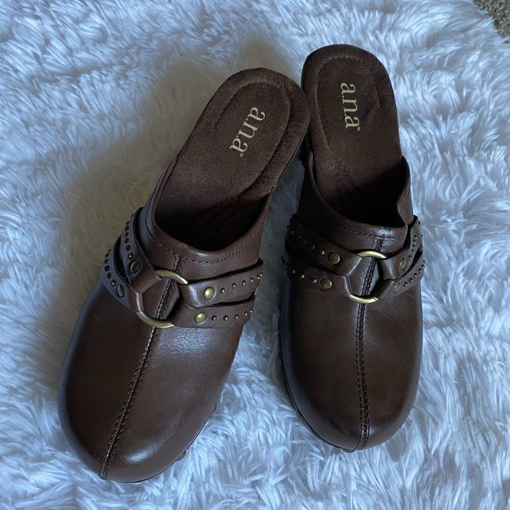 Ana Brown Leather Heeled Mule Clog Studded Shoes Size 7.5 M‎